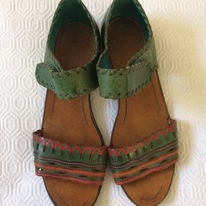 Girls Sandals size 5